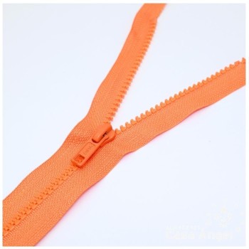 CREMALLERA DE NYLON INYECTADA CON SEPARADOR Nº5 40cm
