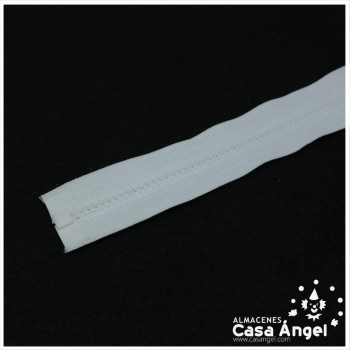 CREMALLERA DE NYLON INYECTADA CON SEPARADOR Nº5 40cm