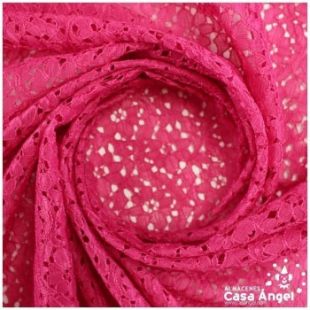 TELA DE ENCAJE CON FLORES FUCSIA EN BORDADO MECÁNICO SERIE ELLE 150cm
