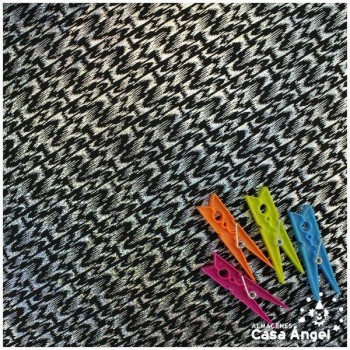 LYCRA NEGRA ESTAMPADA DE MANCHAS IRISADAS SERIE VENICE 150cm