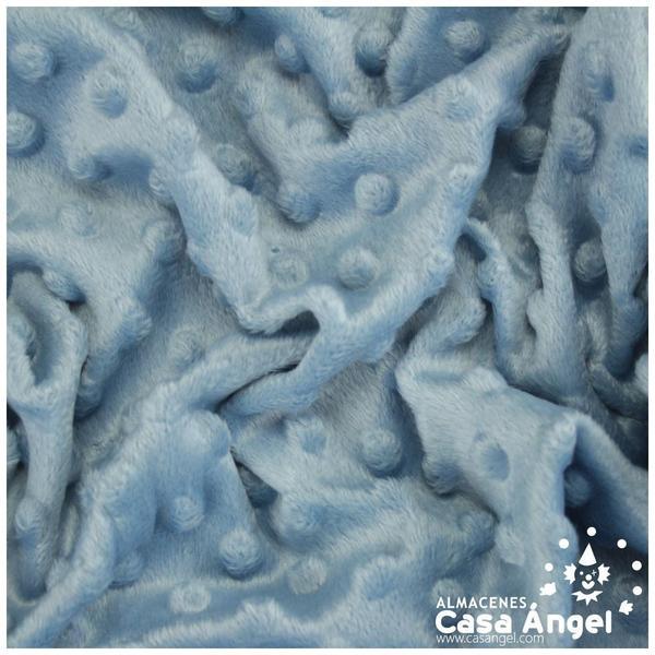 CORALINA CELESTE CON TOPO EN RELIEVE SERIE MINKY 150cm