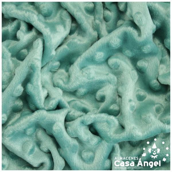 CORALINA VERDE MENTA CON TOPO EN RELIEVE SERIE MINKY 150cm