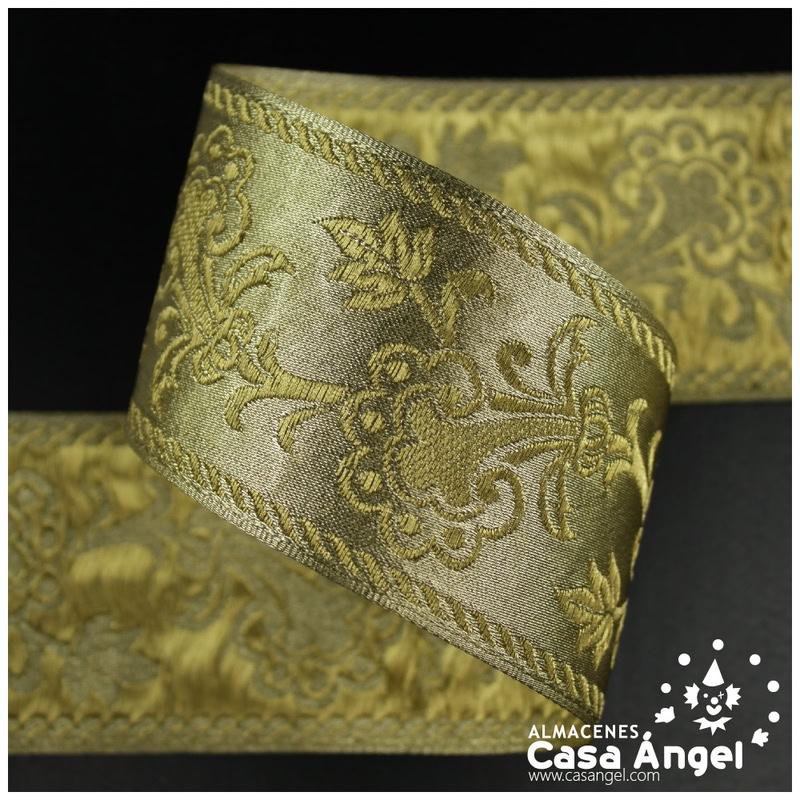 CINTA JACQUARD DORADA CON PATRÓN FLORAL