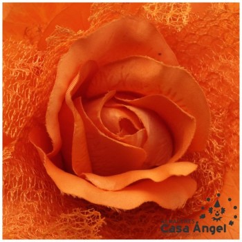 ROSA ARTIFICIAL CON RED DE BLONDA Y TALLO FORRADO