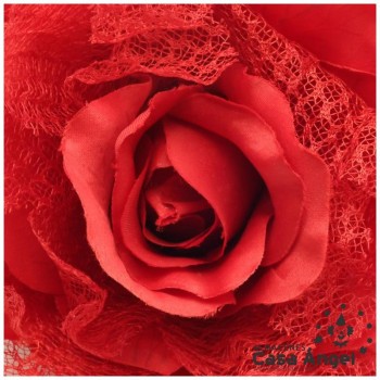 ROSA ARTIFICIAL CON RED DE BLONDA Y TALLO FORRADO