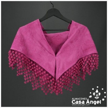 MANTÓN BORDADO CON MADROÑOS COLOR BUGANVILLA ADULTO