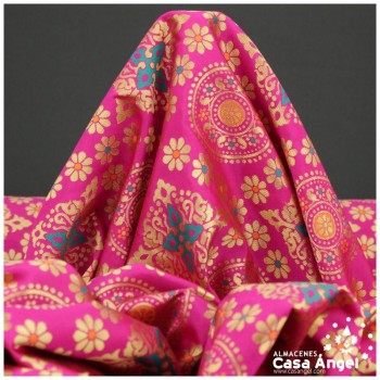 BROCADO FUCSIA MANDALA Y ROMBOS ORIENTALES SERIE MOGOL 150cm