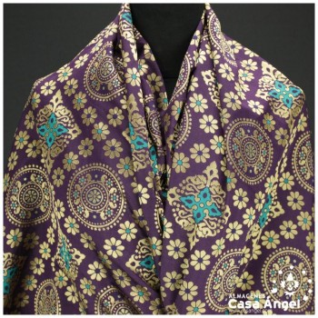 BROCADO MORADO MANDALA Y ROMBOS ORIENTALES SERIE MOGOL 150cm