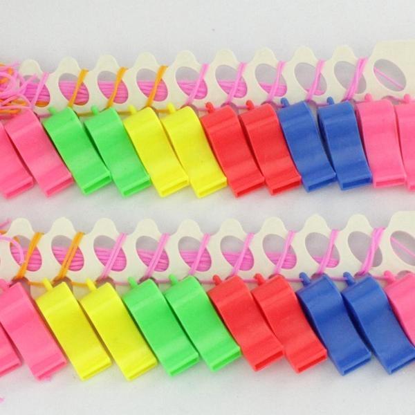 SILBATOS PLÁSTICOS CON CORDÓN 24 UNIDADES