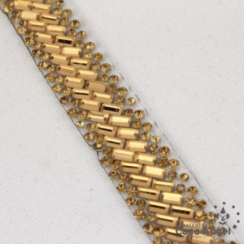 PASAMANERÍA TERMOADHESIVA PATRÓN STRASS 15mm