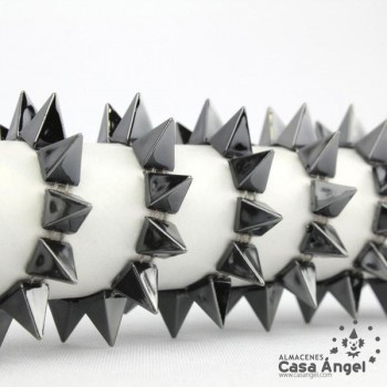 PASAMANERÍA PVC CADENETA TACHAS 10mm