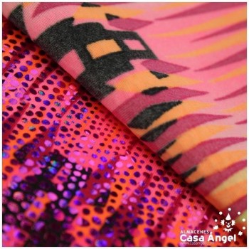 LYCRA CON ESTAMPADO ÉTNICO FUCSIA Y ESCAMAS DE FOIL SERIE CÁFILA 150cm