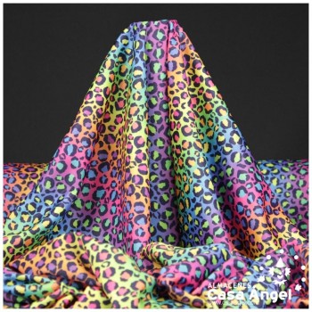 TELA DE PUNTO CON ESTAMPADO ANIMAL PRINT ARCOÍRIS