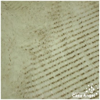 TELA DE PELO SINTÉTICO BLANCO CRUDO SERIE YAK 150cm