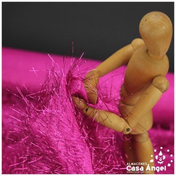 TELA DE PELO FUCSIA DE RAFIA SERIE URAGUIRI 150cm