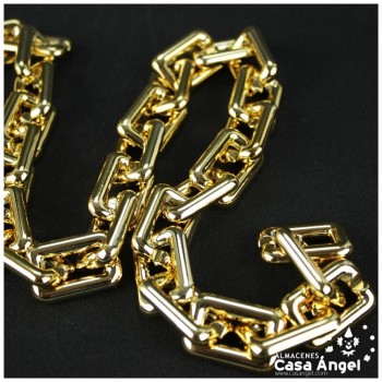 CADENA DE ESLABONES RECTANGULARES PVC METALIZADO 20mm
