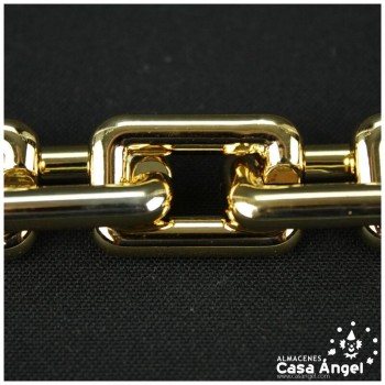 CADENA DE ESLABONES RECTANGULARES PVC METALIZADO 20mm