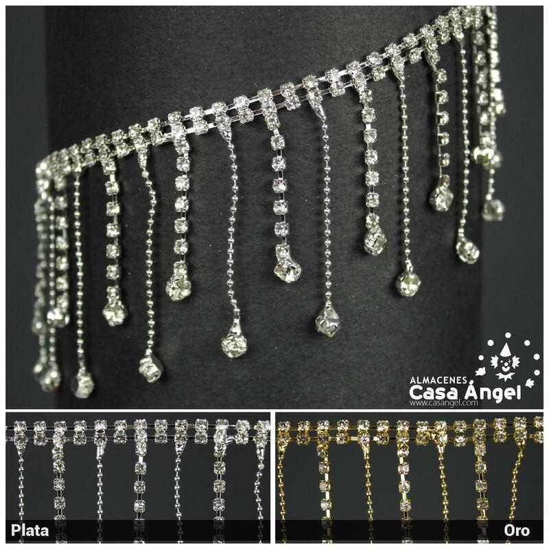 RIBETE DE FLECO DE STRASS METALIZADO CON PEDRERÍA Y BOLILLA 52mm
