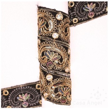 PASAMANERÍA BORDADA ORNAMENTAL FLORAL 5cm