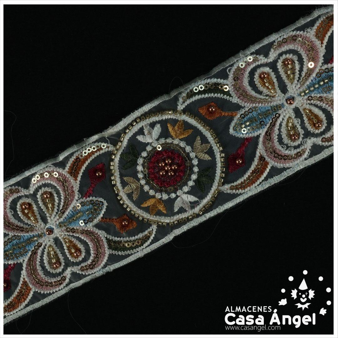 PASAMANERÍA DE ENCAJE BORDADO FLORAL CON LENTEJUELAS 75mm