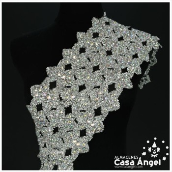 APLICACIÓN PVC COLOR PLATA CON PEDRERÍA Y ROCALLA 75cm
