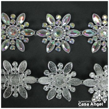 PASAMANERÍA DE PEDRERÍA FLORAL CON BRILLANTES ACRÍLICOS 52mm
