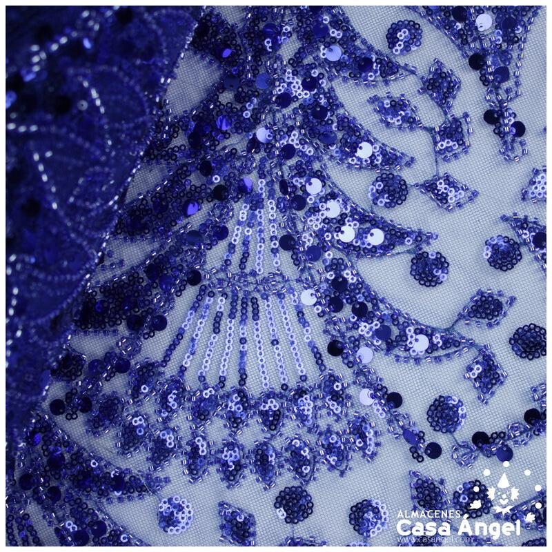 TUL BORDADO AZUL CON LENTEJUELAS Y PEDRERÍA SERIE PULKARI 130cm