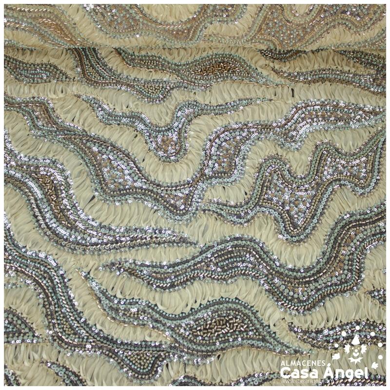 TUL BEIGE BORDADO CON ROCALLA Y ORGANZA SERIE BONGO 135cm