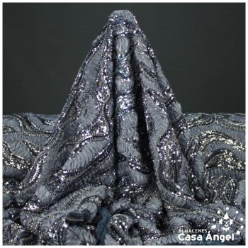 TUL GRIS BORDADO CON ROCALLA Y ORGANZA SERIE BONGO 135 cm