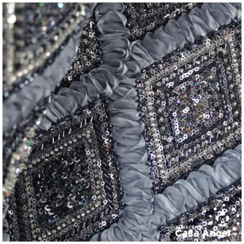 TUL GRIS BORDADO DE ORGANZA Y ROCALLA SERIE ASTRA 135cm
