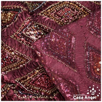 TUL ROJO GRANA BORDADO DE ORGANZA Y ROCALLA SERIE ASTRA 135cm