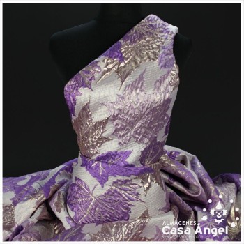 BROCADO JACQUARD HOJAS METALIZADAS MORADO CON LÚREX SERIE FALL 145cm