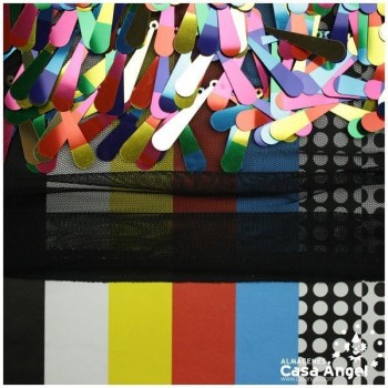 TUL CON FLECOS DE LENTEJUELAS MULTICOLOR DE LÁGRIMA BORDADA SERIE NAMIDA 160cm