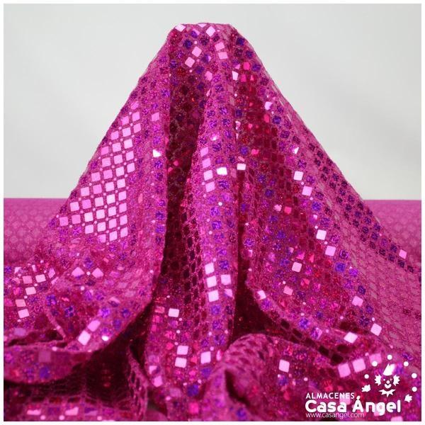 PUNTO LAMÉ FUCSIA CON PATRÓN DE LENTEJUELAS SERIE LOSANGE 112cm