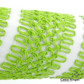 PASAMANERÍA BORDADA HILO ACRÍLICO COLORES VIVOS 4cm