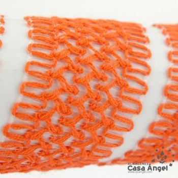 PASAMANERÍA BORDADA HILO ACRÍLICO COLORES VIVOS 4cm