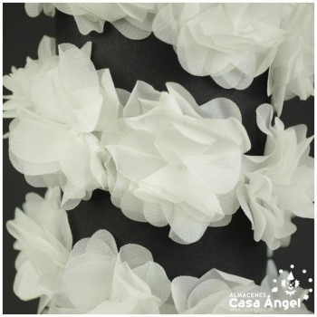 TIRA DE FLORES DE GASA SOBRE SOPORTE DE FIELTRO 6cm