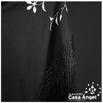 MANTÓN NEGRO BORDADO FLORAL EN PUNTO DE SEDA ADULTO