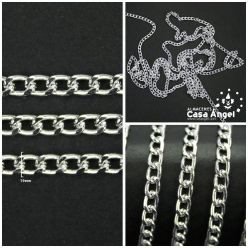 CADENA DE ALUMINIO PLATEADO CON ESLABÓN CRUZADO FACETADO