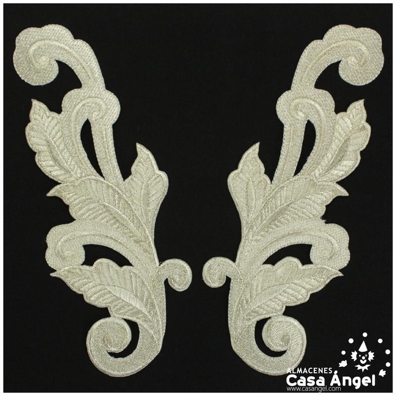 PAR DE APLICACIONES FLORALES TERMOADHESIVAS COLOR PLATA 190X75mm