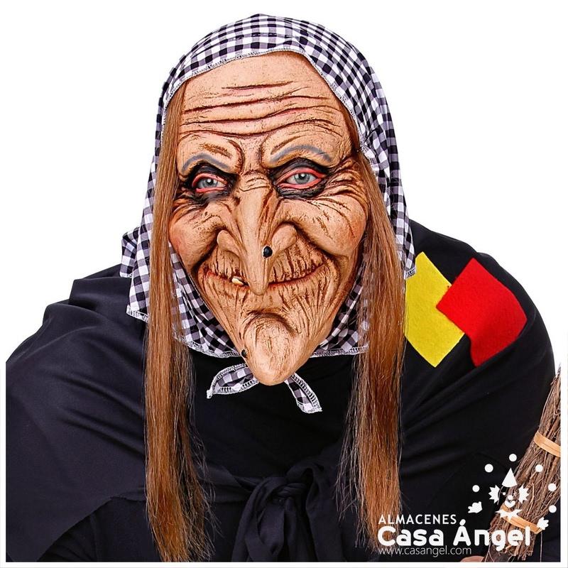 MÁSCARA CABEZA DE BRUJA CON PELO Y FOULARD A CUADROS