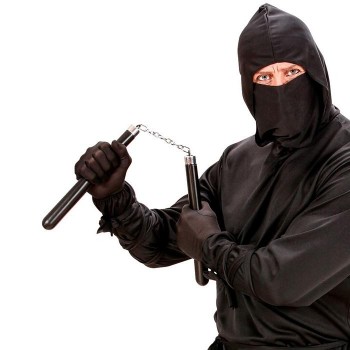 NUNCHAKU DE PLÁSTICO COLOR NEGRO 30cm