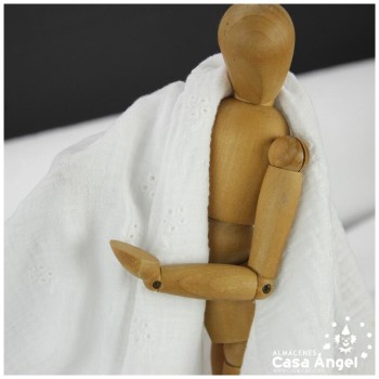 MUSELINA BLANCA BRODERIE PERFORADA Y BORDADA SERIE MUZZO 135cm