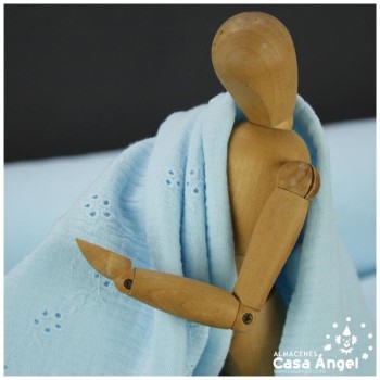 MUSELINA CELESTE BRODERIE PERFORADA Y BORDADA SERIE MUZZO 135cm