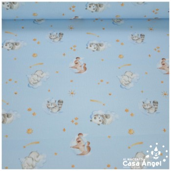 PIQUÉ ALGODÓN MAPACHES Y ESTRELLAS FONDO AZUL BEBÉ 150cm