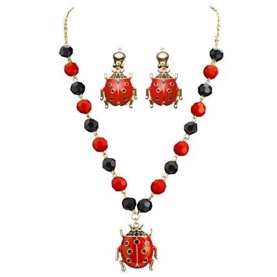 SET COLLAR Y PENDIENTES MARIQUITILLA