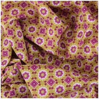 PATCHWORK PATRÓN DE ROMBOS Y CÍRCULOS MOSTAZA 145cm