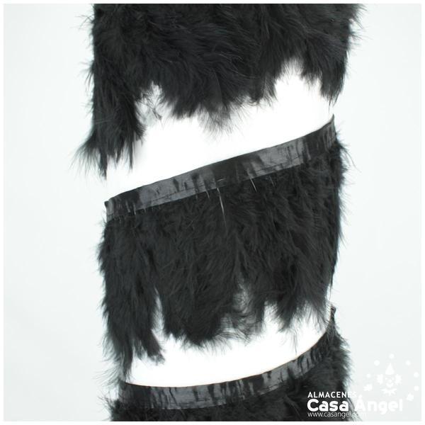 FLECO DE PLUMAS DE MARABÚ NEGRO 14cm