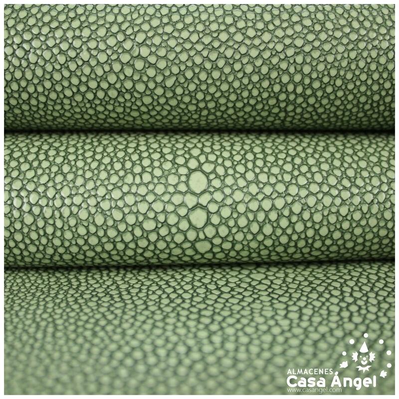 POLIPIEL LABRADO GALUCHAT VERDE SERIE CAVIAR 145cm