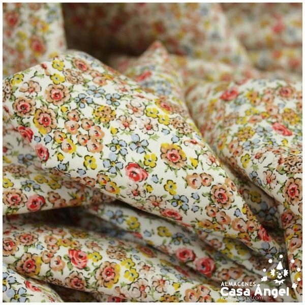 POPELÍN DE VISCOSA CON ESTAMPADO FLORAL POMELO SERIE JULIA 140cm